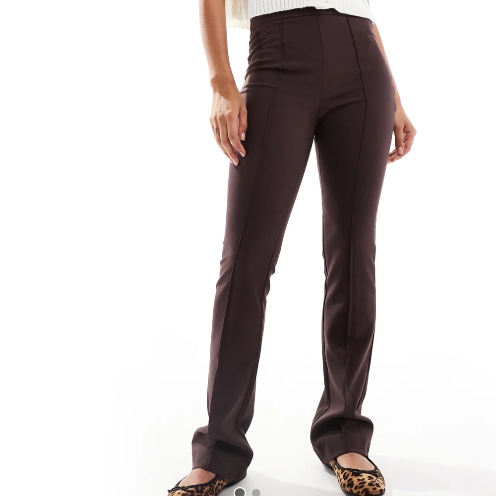 Elegant Women's Brown Pants